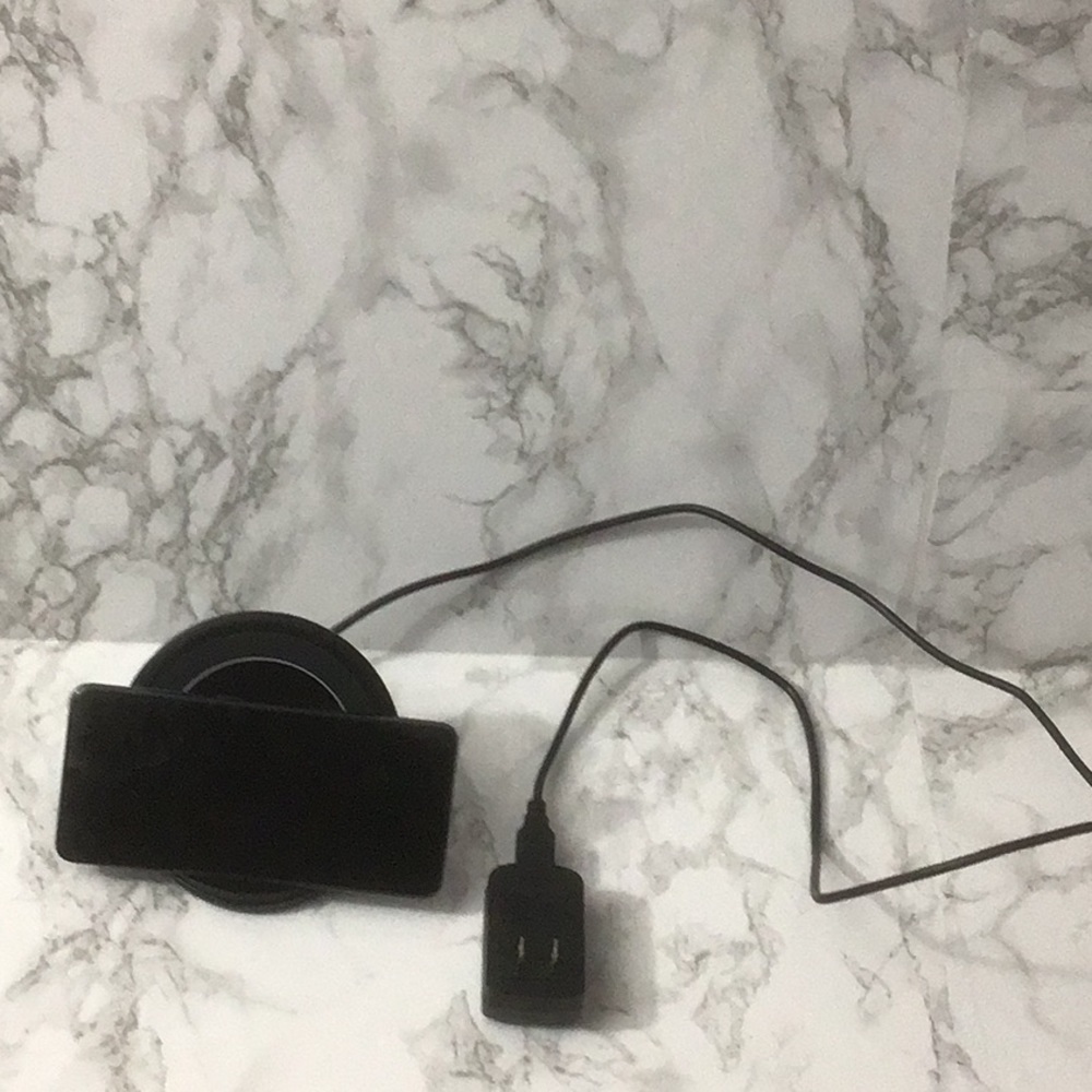 Used Wireless Fast Charger for Android Excellent - Picture 2 of 6